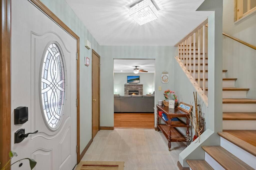 Villa Poconos Peaceful Retreat - Families & Large Groups à Tobyhanna Extérieur photo